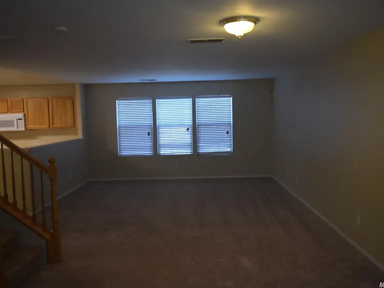 1243 Sunrise Dr — Photo 3