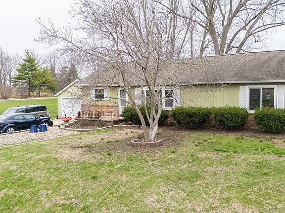 4th image of 404 S Kellogg St