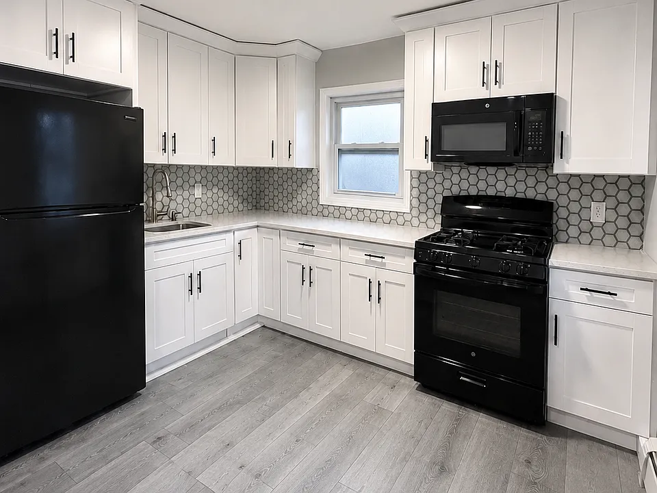 254 Stewart Ave #2C