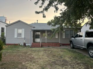 908 N Union St, Ponca City, OK 74601