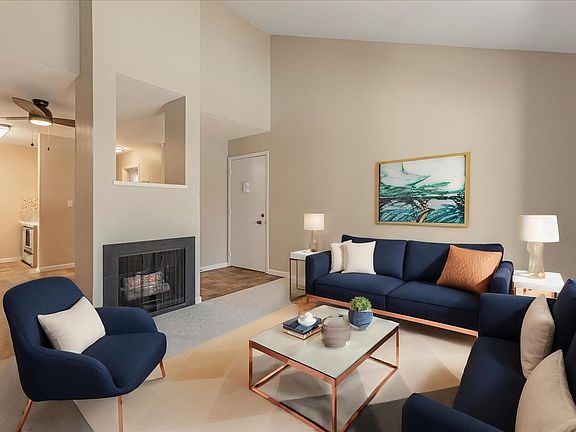 3rd image of 2734 Oak Rd APT 94