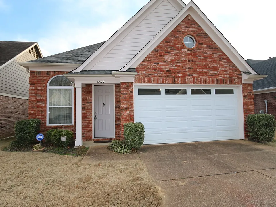 8579 Napoli Dr