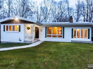 680 Stonetown Rd, Ringwood, NJ 07456