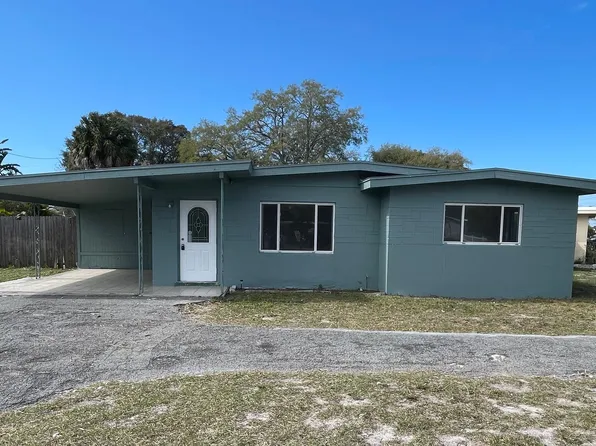 5250 Hemlock Dr, New Port Richey, FL 34652