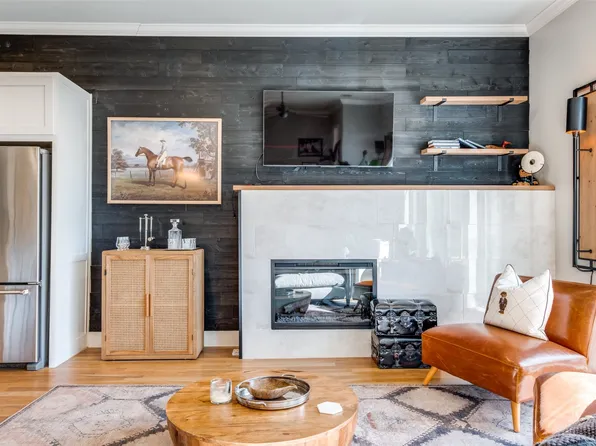 1262 N Prairie Ave, Dallas, TX 75204