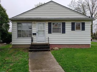 2615 Oak Park Ave, Cleveland, OH 44109