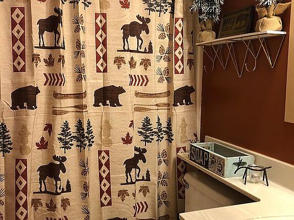 Full bathroom