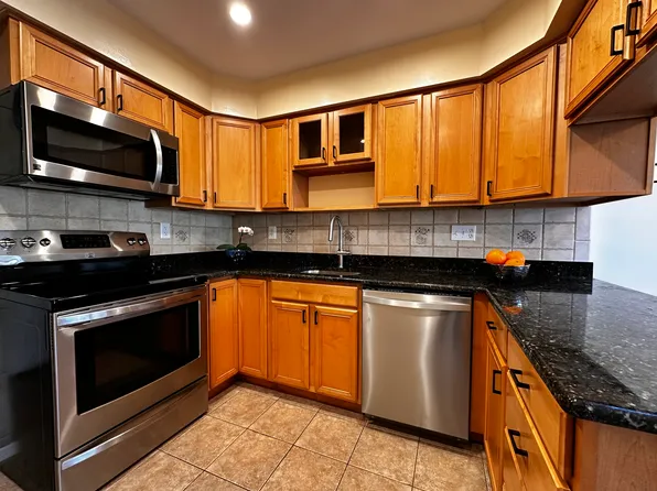 36 Heather Ct, Newtown, PA 18940