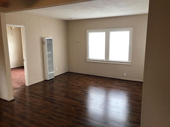2nd image of 735 N Los Robles Ave APT 6