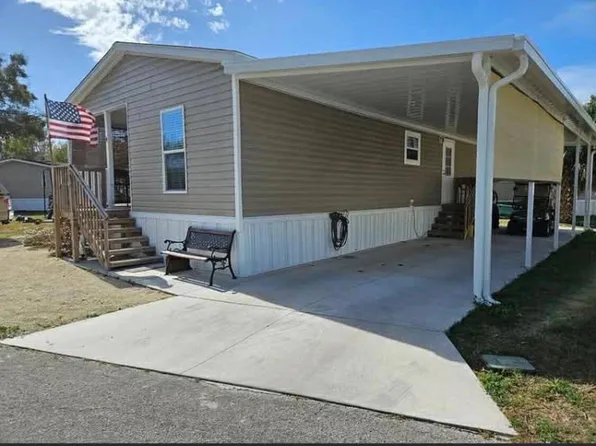 8975 W Halls River Rd, Homosassa, FL 34448