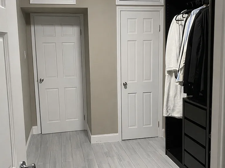70-29 67th Pl #2B — Photo 8