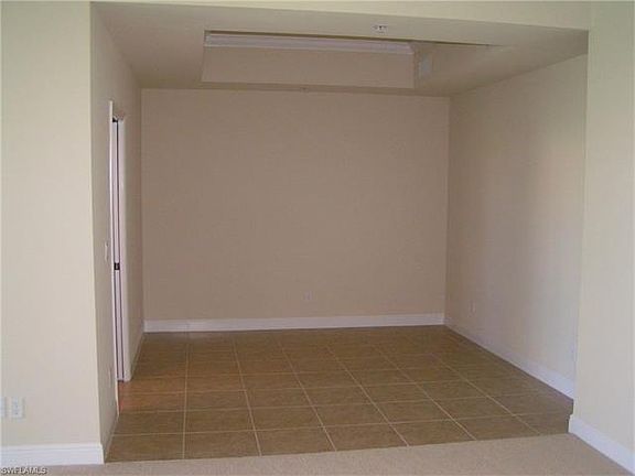 3rd image of 14120 Cambridge Dr APT 102