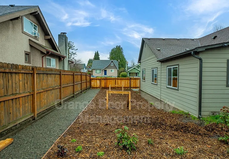 3623 S J St #B — Photo 33