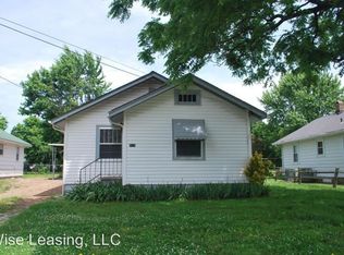 2135 W Mount Vernon St, Springfield, MO 65802