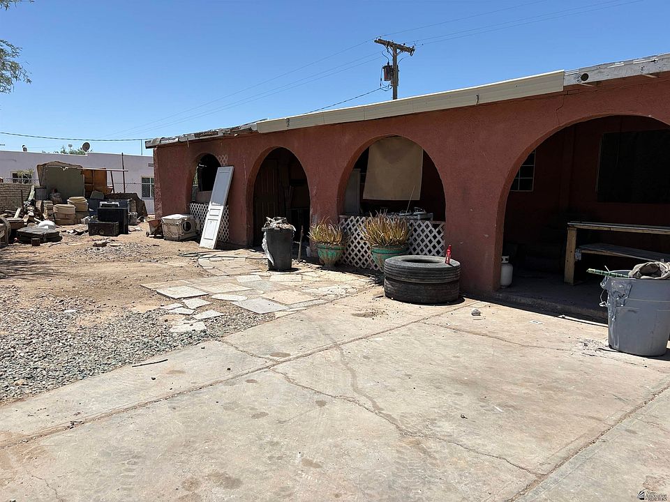 1st image of 3391 W Lemon Dr
