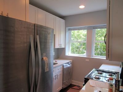 5th image of 1822 W Byron St APT 1C