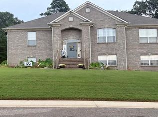 181 Royal Coach Cir, Bessemer, AL 35022