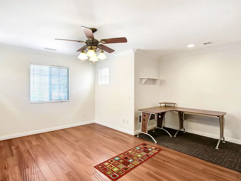 33561 Cedar Creek Ln — Photo 9