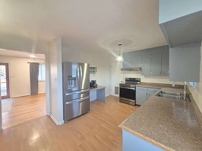 1718 Shenandoah Dr — Photo 6