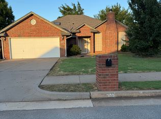 608 Tudor Ln, Edmond, OK 73003
