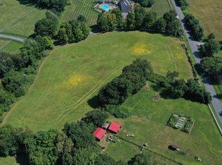 18 Farmersville Rd, Califon, NJ 07830