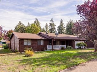 87831 Oak Island Dr, Veneta, OR 97487