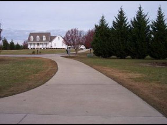 2nd image of 7231 River Glenn Ct