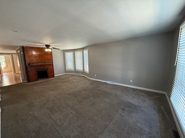 75 Juniata Pl #2 — Photo 1