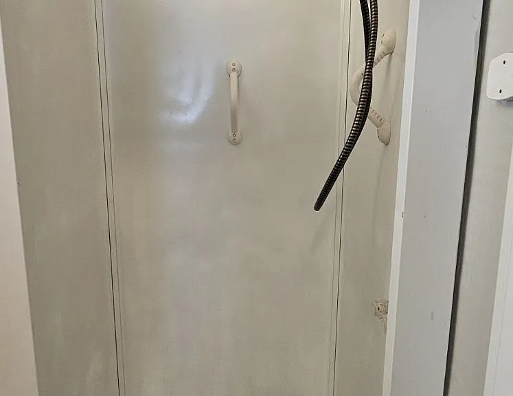 Studio, $700 — Photo 1