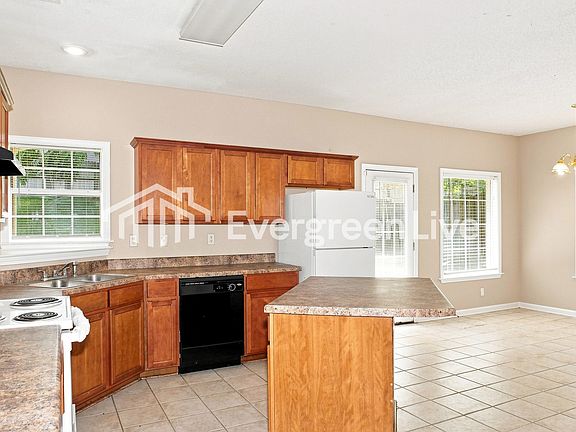 3rd image of 9541 Morning Shadow Dr
