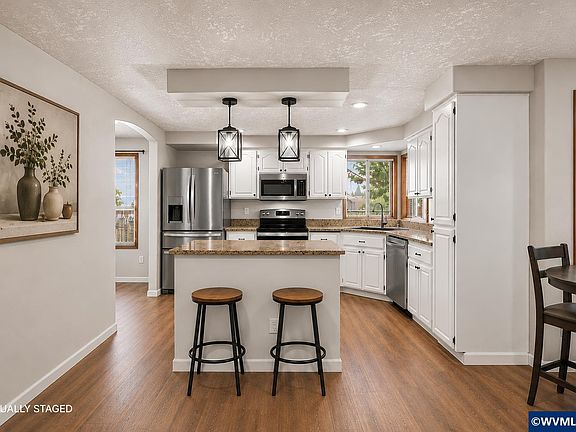 5th image of 5746 Flairstone Dr SE