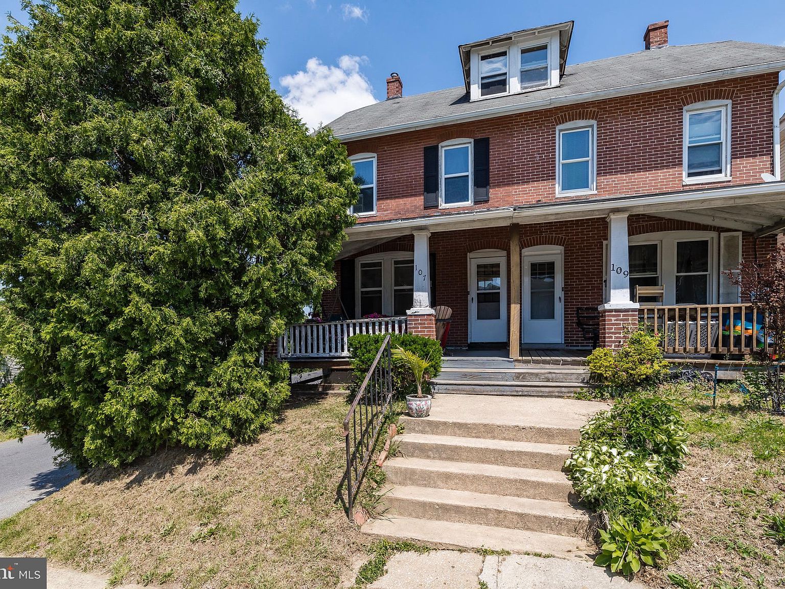 107 Pennsylvania Ave, Coatesville, PA 19320 Zillow