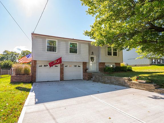 2nd image of 2883 Overdale Dr