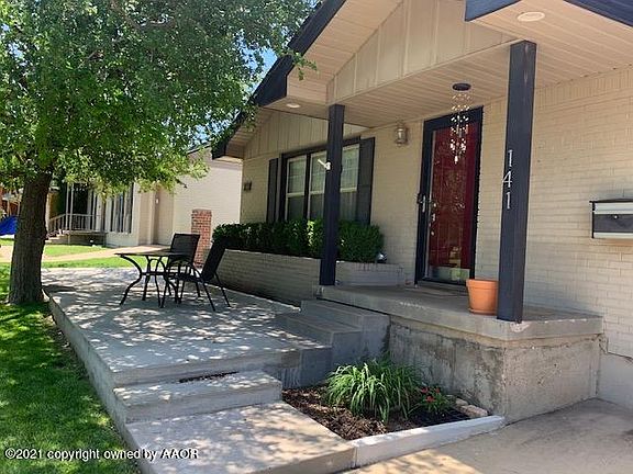 2nd image of 141 Parkview Dr