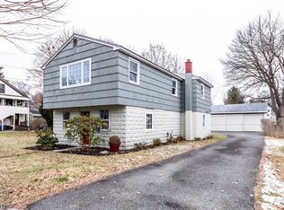 308 Center St, Hackettstown, NJ 07840