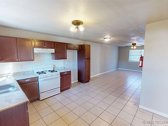 3rd image of 13858 S 292nd East Ave #A