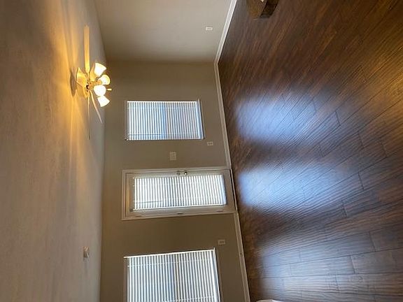 5th image of 3033 Burnt Pine Dr