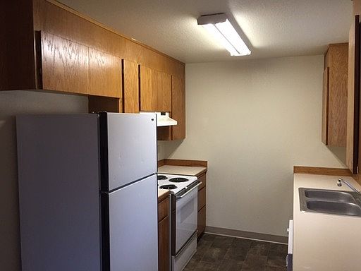 3rd image of 9805 N Lake Dr SW #B