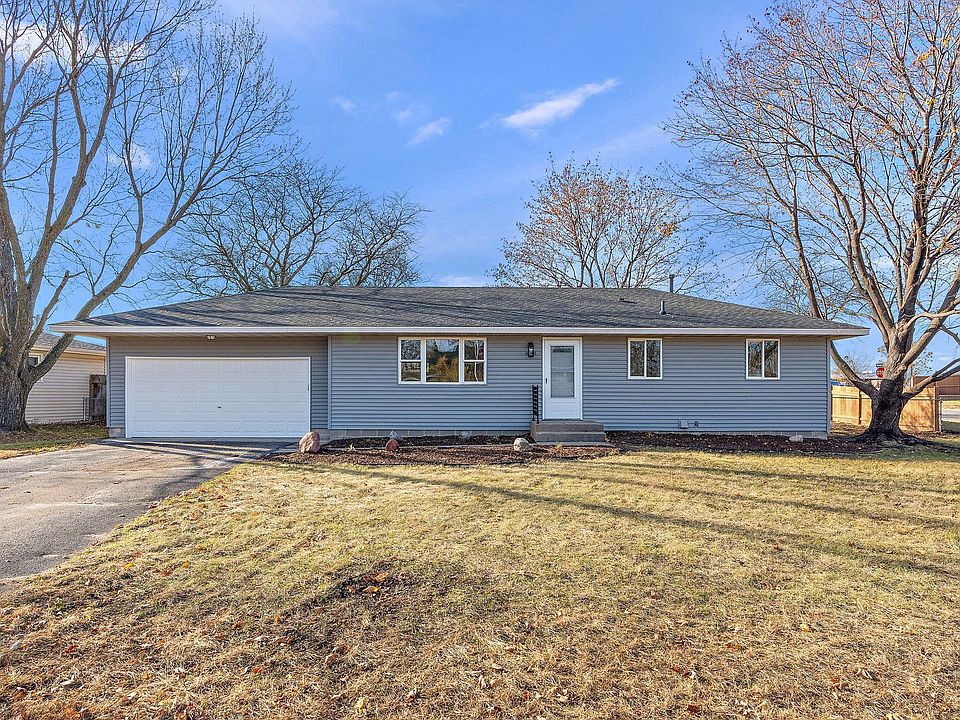 1st image of 16201 Glengary Ct W
