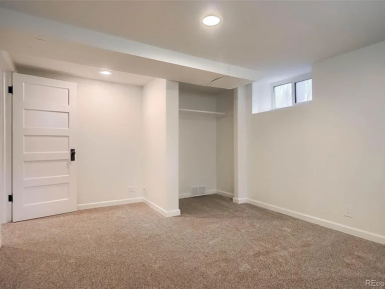2232 S Clayton St — Photo 34