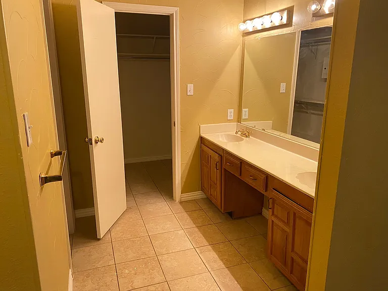 1325 Kesser Dr — Photo 63