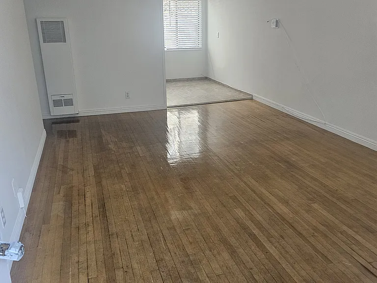 636 N Sweetzer Ave #4 — Photo 1
