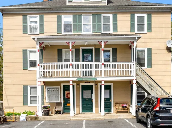 22-26 Waltham St Unit A2, Maynard, MA 01754