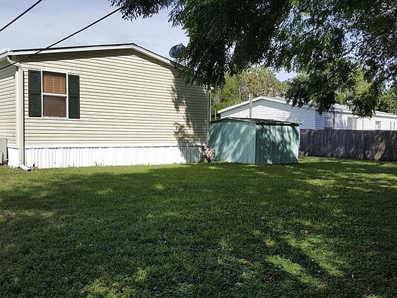 3rd image of 4546 Sunnyside Dr