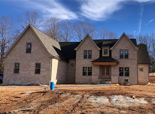 8606 Lathans Trl, Oak Ridge, NC 27310