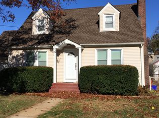 649 Lenox Rd, North Baldwin, NY 11510