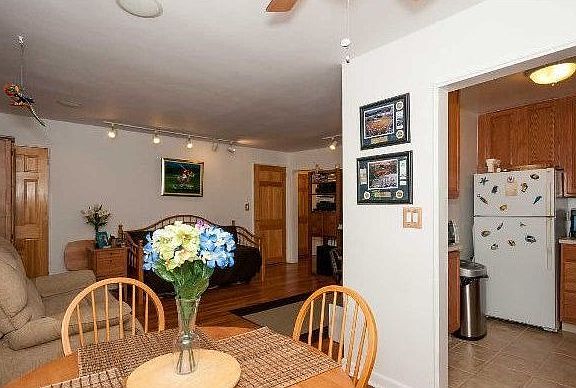 3rd image of 28 Glen Keith Rd APT U