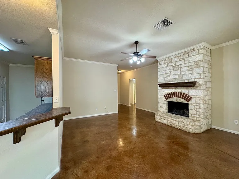 304A Chapel Trail Cir — Photo 3