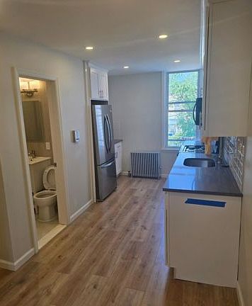 5th image of 6077 55th St APT 2R