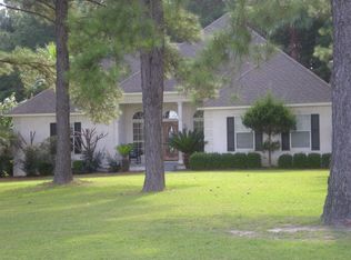 2014 Baymeadows Dr W, Douglas, GA 31535